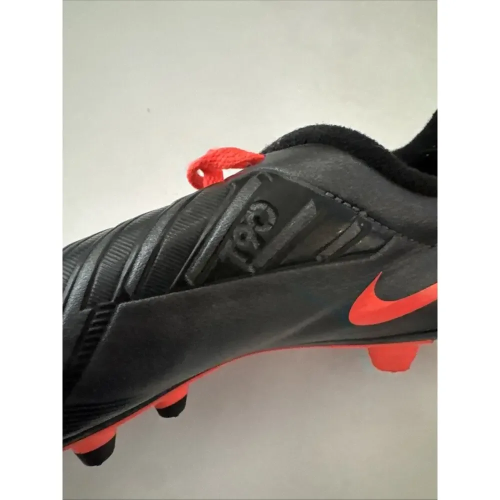 Nike T90 Total 90 Soccer Cleats 2012 Unisex Size 7